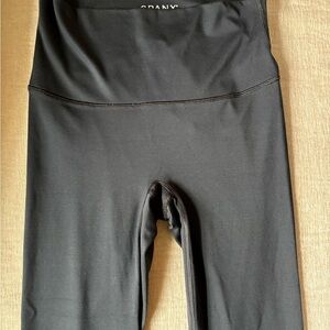Spanx Leggings Size M 7/8 Length